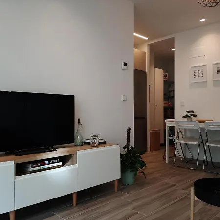 Dindurra Centro-parking Gratuito ヒホン